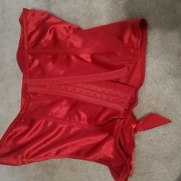 Red corset - Picture 2 of 4